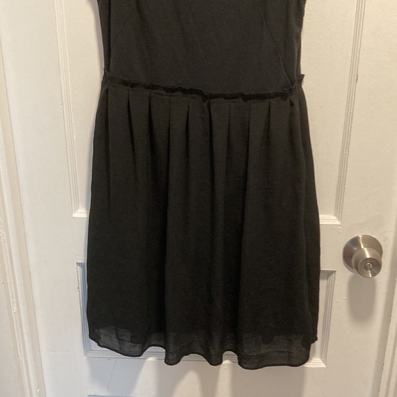 GAP Dress - Picture 3 of 11